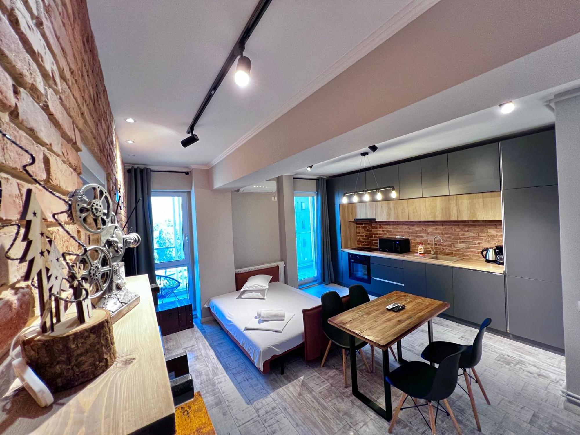 Grand Mamaia Lake Apartments Констанца Екстер'єр фото